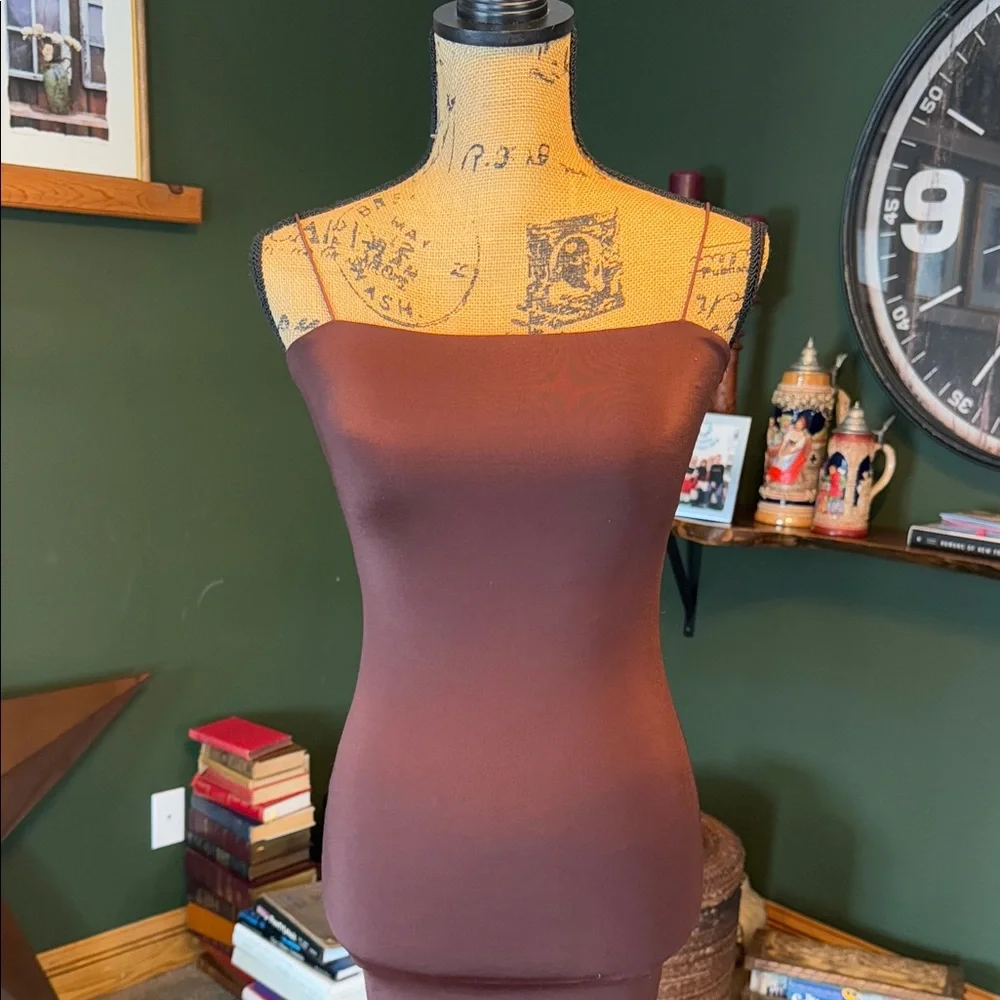 Windsor Brown Cocktail Dress NWT - Picture 2 of 4